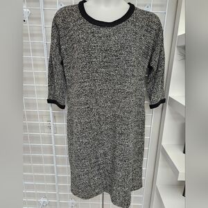 VICKY TIEL Cozy Dress